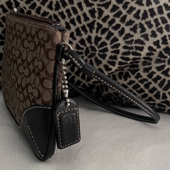 Coach wristlet small cc pattern on brown jacquard with dark brown leather trim. - Picture 6 of 7